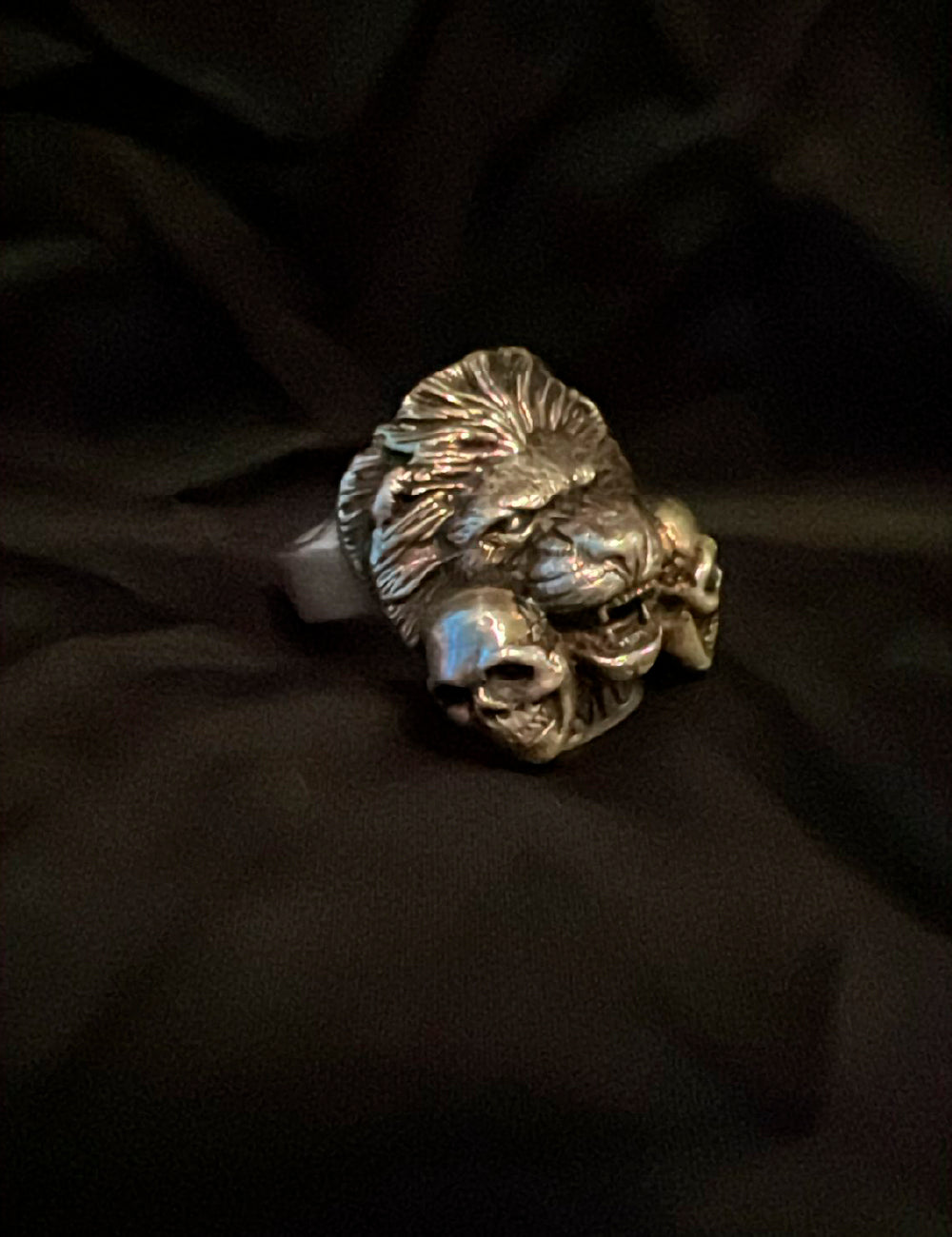 Insiders Lion and skulls Ring